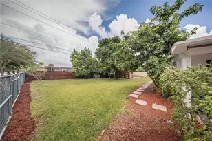 7605 W 6th Ave, Hialeah, FL 33014 - Photo 3