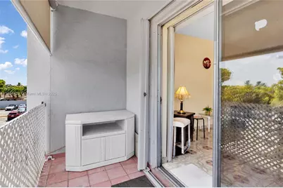 1855 W 62nd St #E-306, Hialeah, FL 33012 - Photo 17