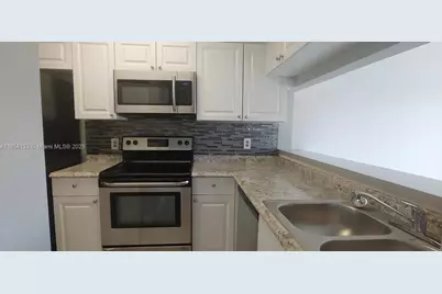 1069 Coral Club Dr #1069, Coral Springs, FL 33071 - Photo 5