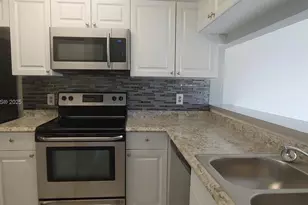 1069 Coral Club Dr, Coral Springs, FL 33071 - Photo 5