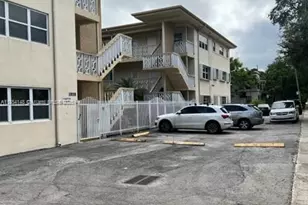1958 Monroe St, Hollywood, FL 33020 - Photo 1