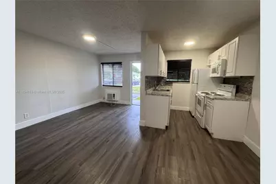 2150 Madison St #10, Hollywood, FL 33020 - Photo 3