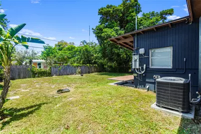3760 SW 47th Ave, West Park, FL 33023 - Photo 9
