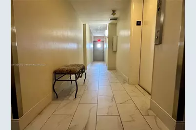 18011 Biscayne Blvd #1802, Aventura, FL 33160 - Photo 17