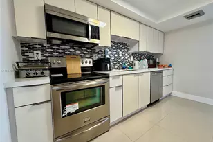 18011 Biscayne Blvd, Aventura, FL 33160 - Photo 3