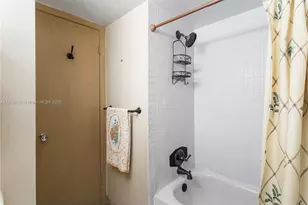 1425 Arthur St, Hollywood, FL 33020 - Photo 9