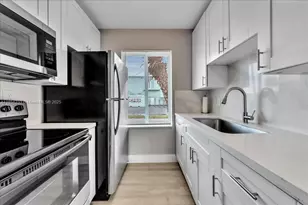 108 SE 23rd St, Fort Lauderdale, FL 33316 - Photo 23