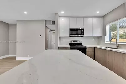 108 SE 23rd St, Fort Lauderdale, FL 33316 - Photo 7