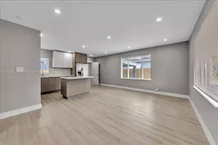 108 SE 23rd St, Fort Lauderdale, FL 33316 - Photo 5