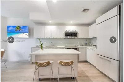 55 SW 9th St #3802, Miami, FL 33130 - Photo 1