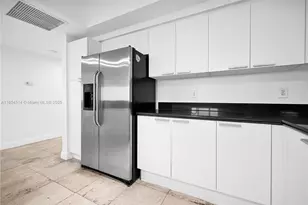 15051 Royal Oaks Ln, North Miami, FL 33181 - Photo 5