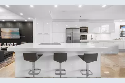 723 Crandon Blvd #305, Key Biscayne, FL 33149 - Photo 7