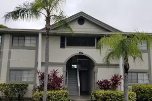 469 NE 207th Ln, Miami, FL 33179 - Photo 1