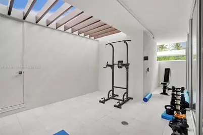 3750 Yacht Club Dr #TH2, Aventura, FL 33180 - Photo 27