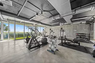 16500 Collins Ave, Sunny Isles Beach, FL 33160 - Photo 37