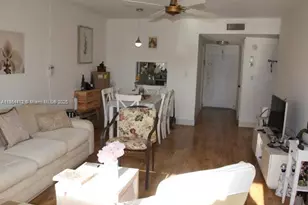 8000 N Sunrise Lakes Dr, Sunrise, FL 33322 - Photo 5