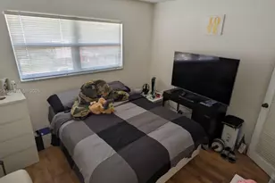 8000 N Sunrise Lakes Dr, Sunrise, FL 33322 - Photo 7