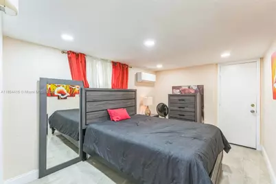 5706 S Travelers Palm Ln, Tamarac, FL 33319 - Photo 13