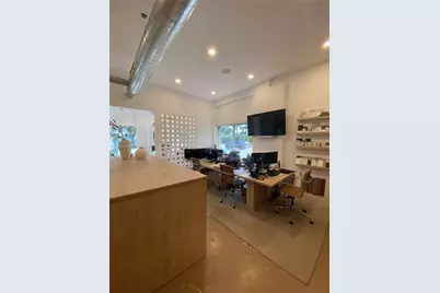 700 W 51st St, Miami Beach, FL 33140 - Photo 17