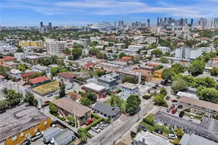 2137 SW 4th St, Miami, FL 33135 - Photo 27