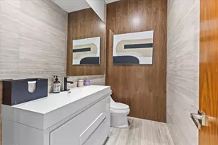 19914 NE 19th Ct, Miami, FL 33179 - Photo 17