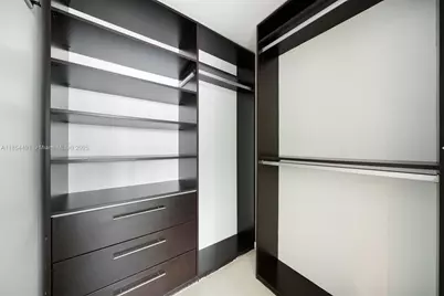 900 Biscayne Blvd #905, Miami, FL 33132 - Photo 19