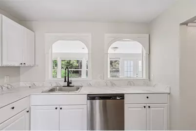 11382 N 59th St N, West Palm Beach, FL 33411 - Photo 5