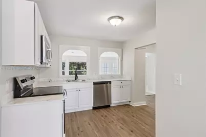 11382 N 59th St N, West Palm Beach, FL 33411 - Photo 3