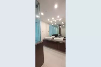 1040 Biscayne Blvd #3508, Miami, FL 33132 - Photo 21
