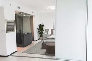 1040 Biscayne Blvd, Miami, FL 33132 - Photo 3