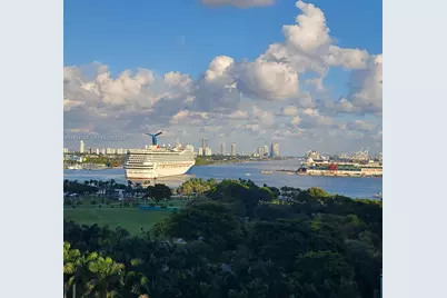 1040 Biscayne Blvd #3508, Miami, FL 33132 - Photo 9