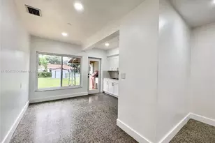 11020 NE 10th Ave, Biscayne Park, FL 33161 - Photo 15