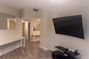 1121 Crandon Blvd, Key Biscayne, FL 33149 - Photo 15