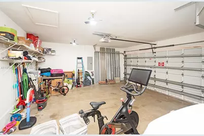 961 NE 36th Ave, Homestead, FL 33033 - Photo 17