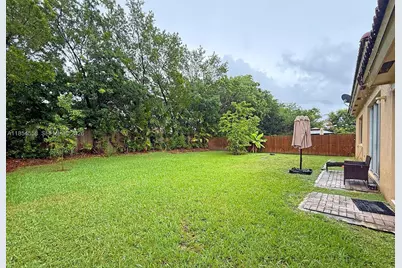 961 NE 36th Ave, Homestead, FL 33033 - Photo 19