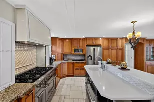 1051 NE 89th St, Miami, FL 33138 - Photo 23