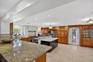 1051 NE 89th St, Miami, FL 33138 - Photo 17