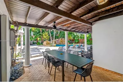 1051 NE 89th St, Miami, FL 33138 - Photo 9