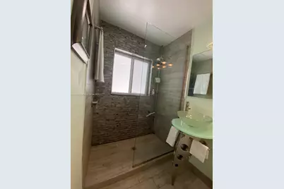 1350 NE 30th St #0, Oakland Park, FL 33334 - Photo 17