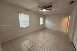 11604 SW 124th Ct, Miami, FL 33186 - Photo 11