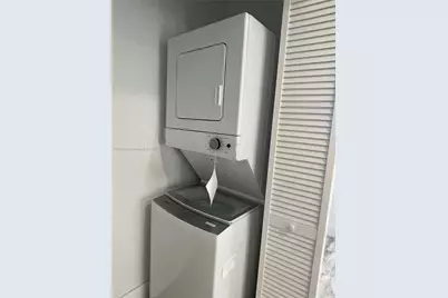 730 12th St #10, Miami Beach, FL 33139 - Photo 11