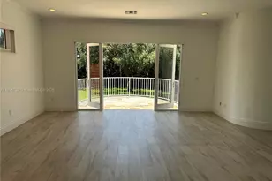 10600 SW 69th Ave, Pinecrest, FL 33156 - Photo 15