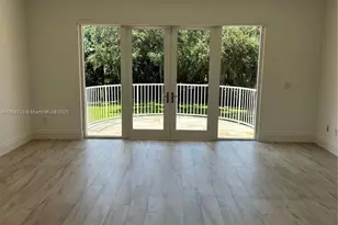 10600 SW 69th Ave, Pinecrest, FL 33156 - Photo 17