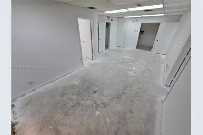 7800 W Oakland Park Blvd #10 & 101, Sunrise, FL 33351 - Photo 13