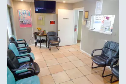 7800 W Oakland Park Blvd #10 & 101, Sunrise, FL 33351 - Photo 25