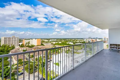 2801 NE 183rd St #1401W, Aventura, FL 33160 - Photo 11