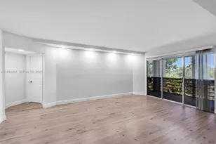 3524 Via Poinciana, Lake Worth, FL 33467 - Photo 7