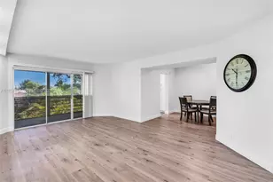 3524 Via Poinciana, Lake Worth, FL 33467 - Photo 5