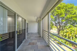 3524 Via Poinciana, Lake Worth, FL 33467 - Photo 23