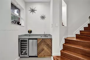 1033 NE 17th Way, Fort Lauderdale, FL 33304 - Photo 15